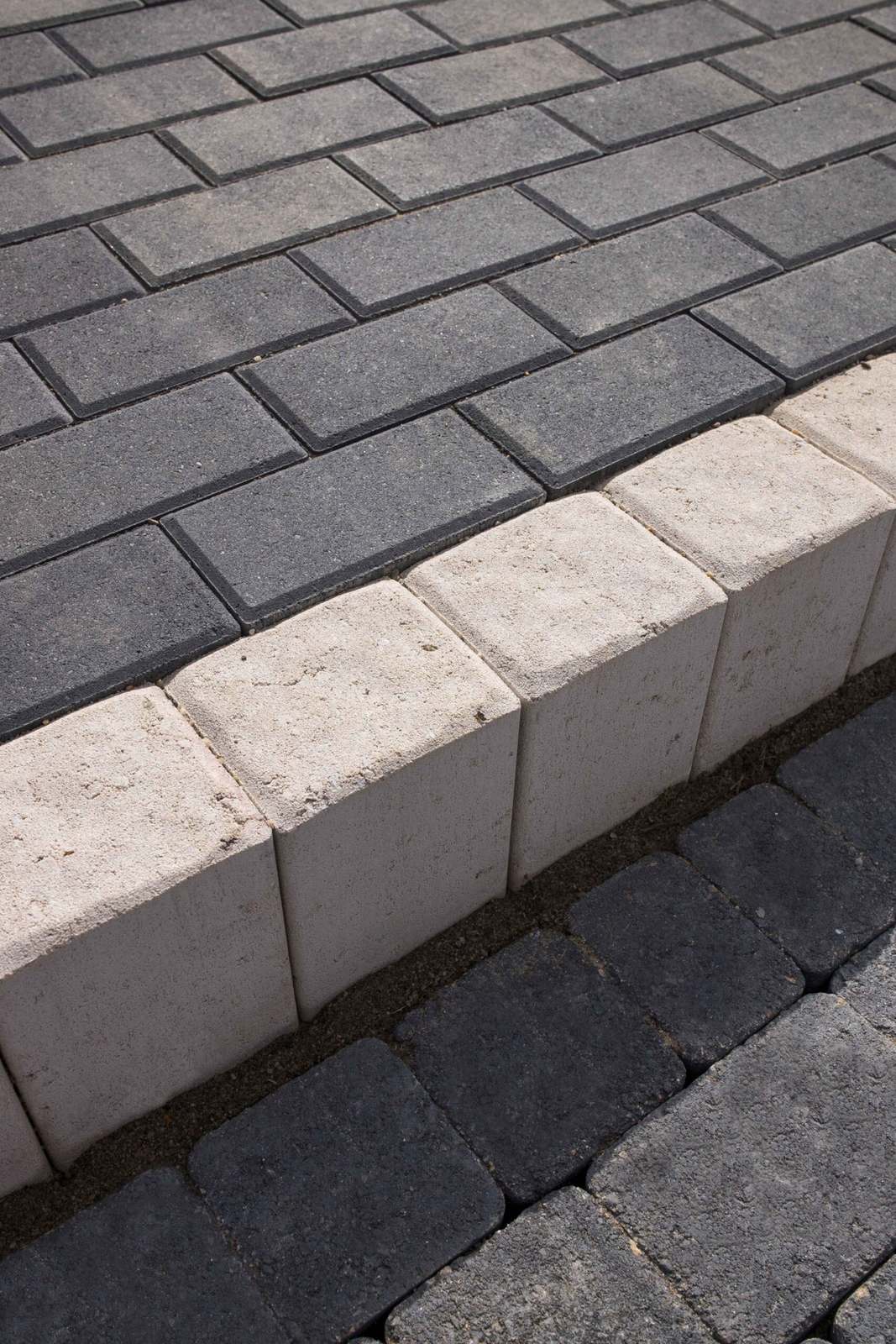 FKH térkő burkolat – saját kivitelezésű munka, 1. kép